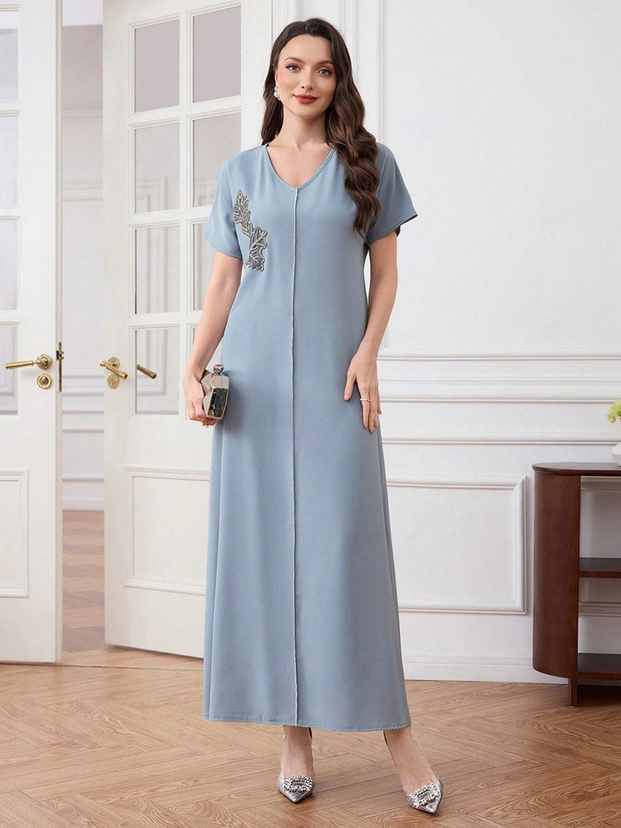 Women Leaf Patch Detail V Neck Maxi Dress