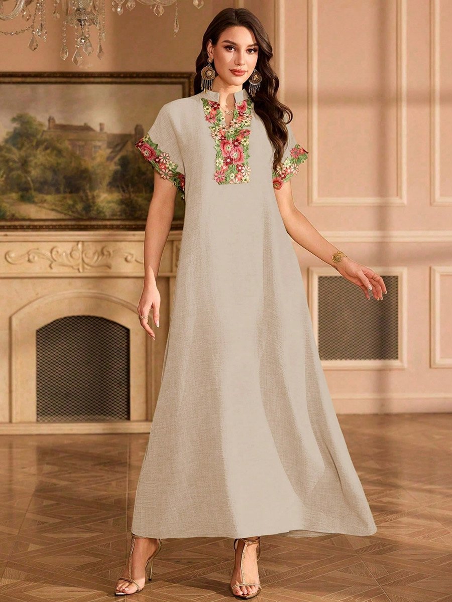 Women Floral Patch Detail Open Collar Jalabiya