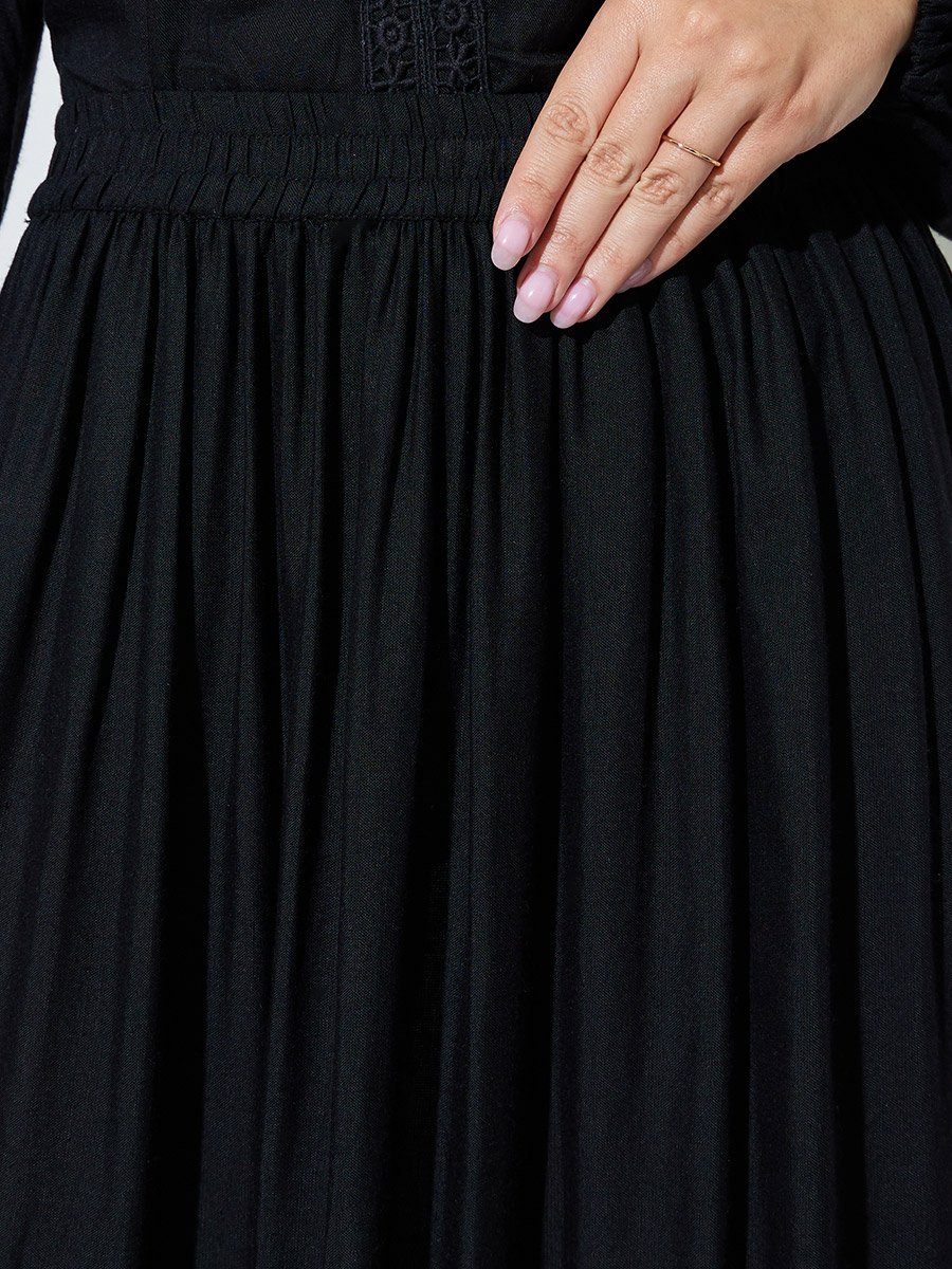 Black Embroidered Hem A-Line Maxi Skirt