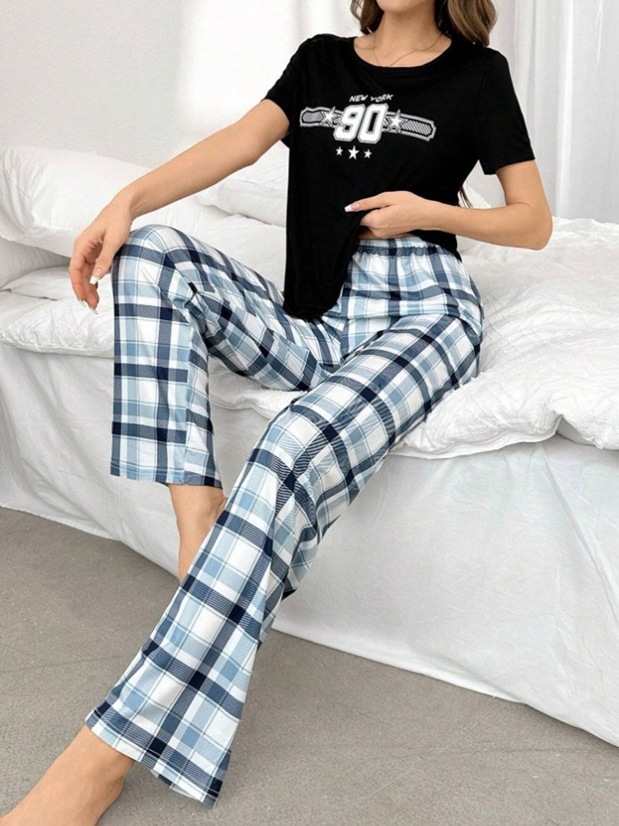 Women Black Graphic Print T-Shirt and Pyjama Set