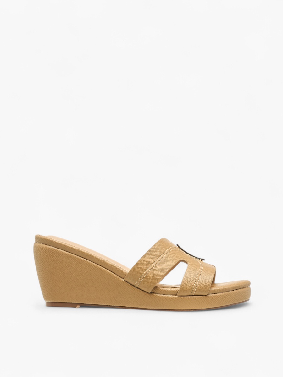 Women Textured Wedge Heel Sandals