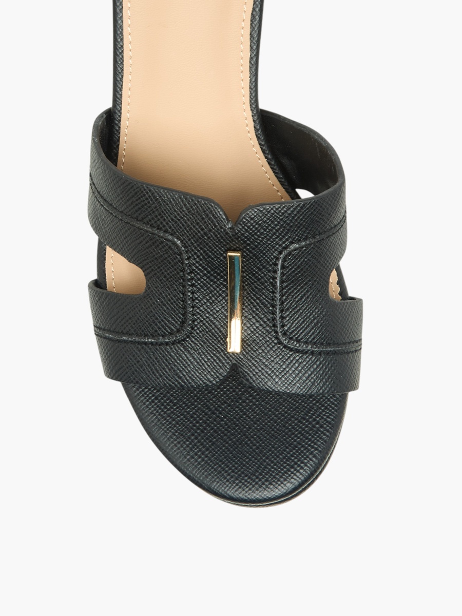 Women Textured Wedge Heel Sandals
