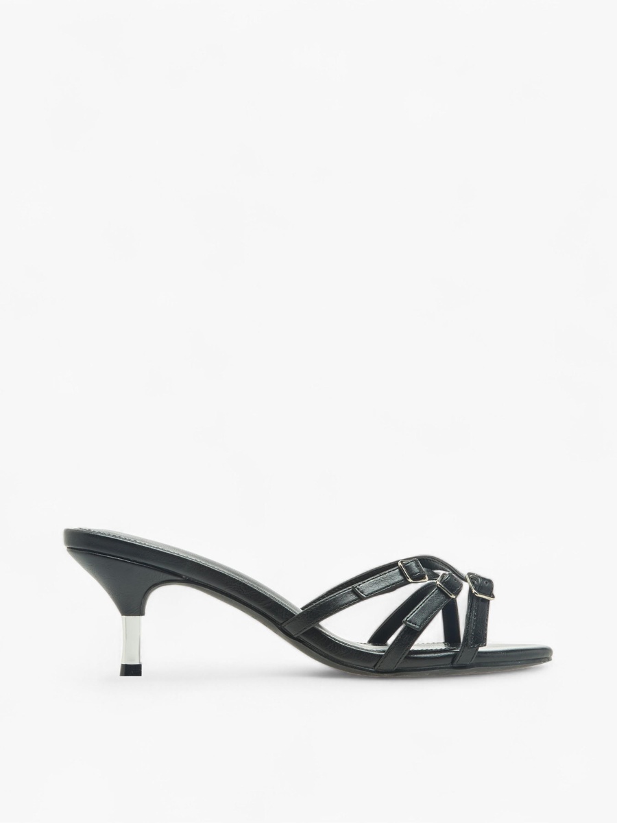 Women Buckle Detail Flared Heel Sandals