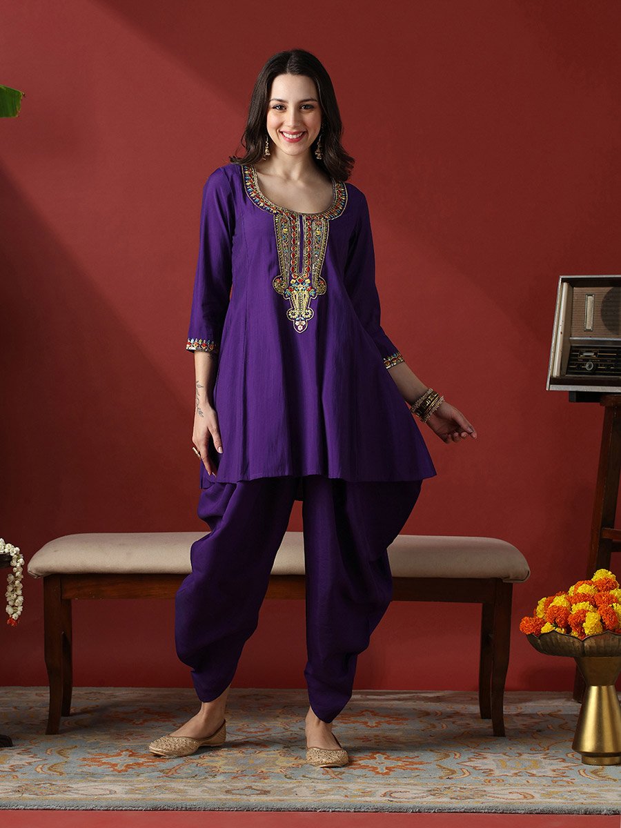 Women Sequined Yoke Tunic and Dhoti Pants Festive Co-Ords