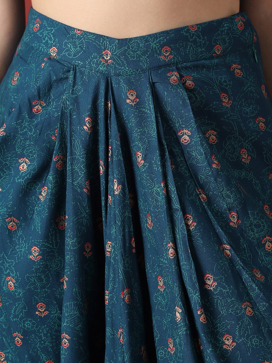 Women Halter Neck Crop Top and Pleated Maxi Skirt Fusion Co-Ords