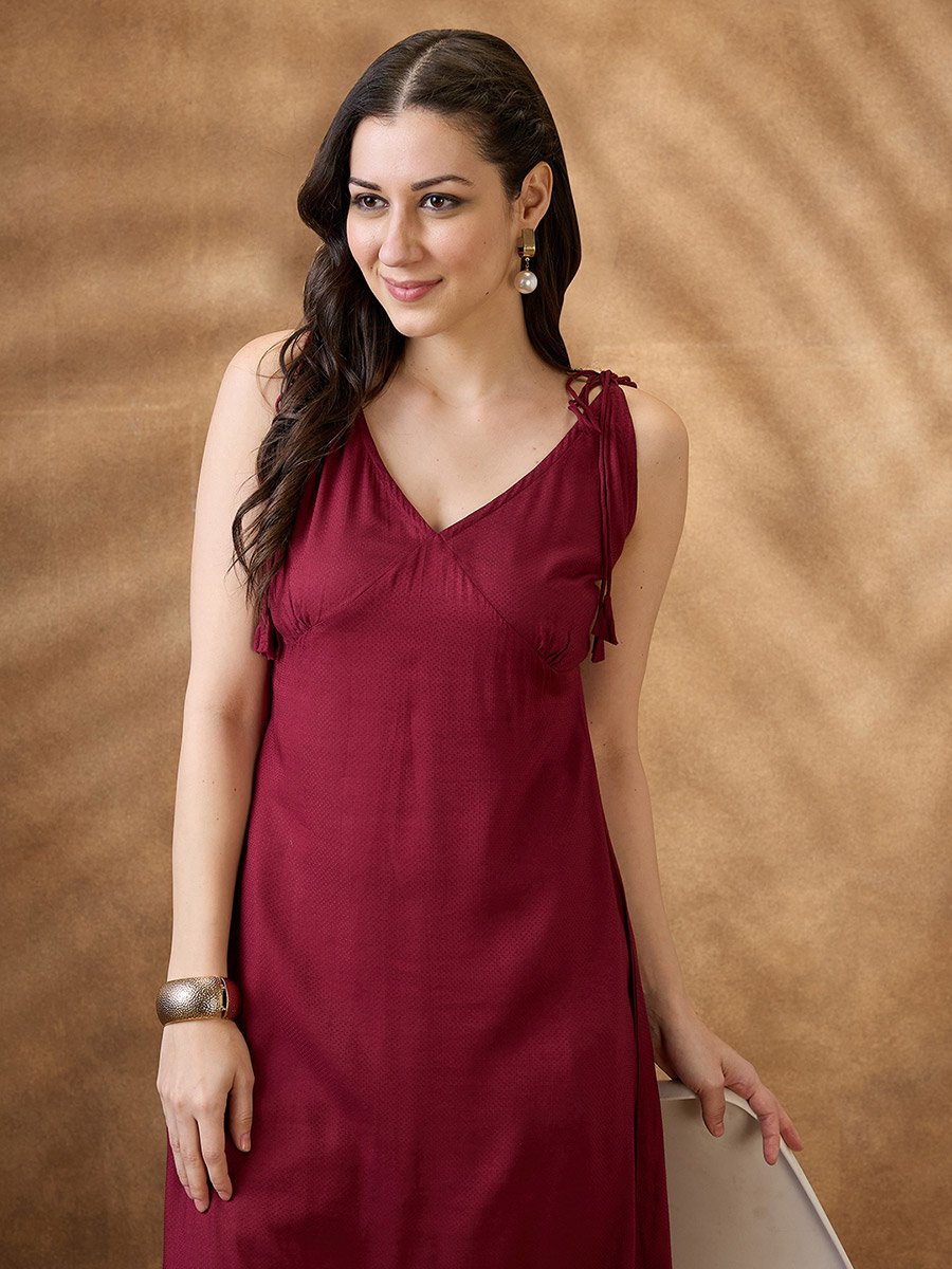 Woven Design Tie-Up Neck A-Line Fusion Kurta