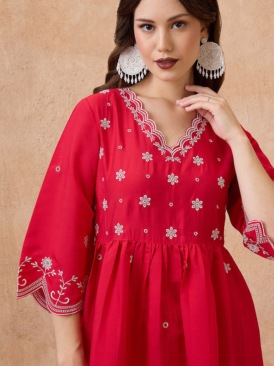 Embroidered V Neck Scalloped Hem Kurta and Pants Festive Set
