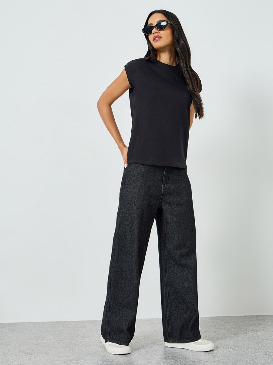 تيشيرت قطني بأكمام كاب