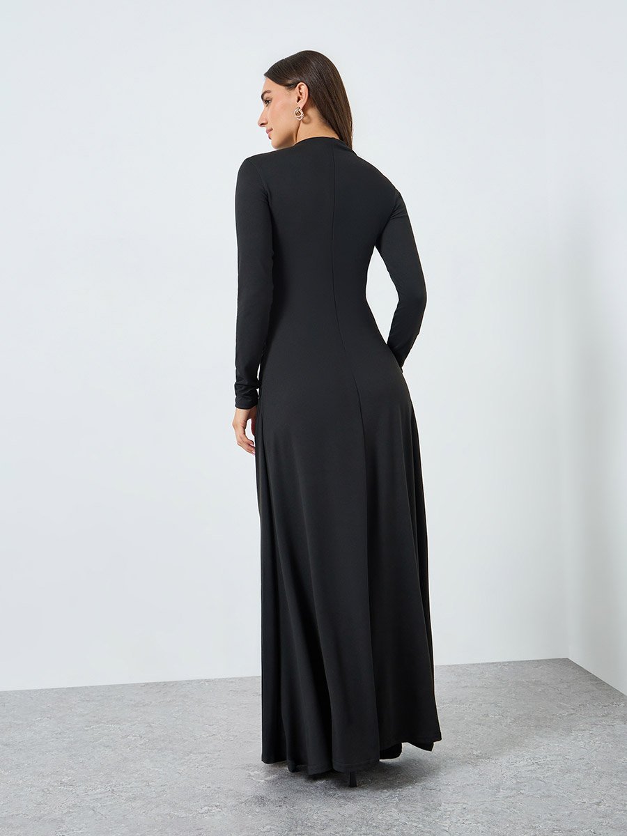 Women Black Embellished Bodycon Maxi Dress For Women at Bahrain | Styli Women Black Embellished Bodycon Maxi Dress For Women at Bahrain | Styli
