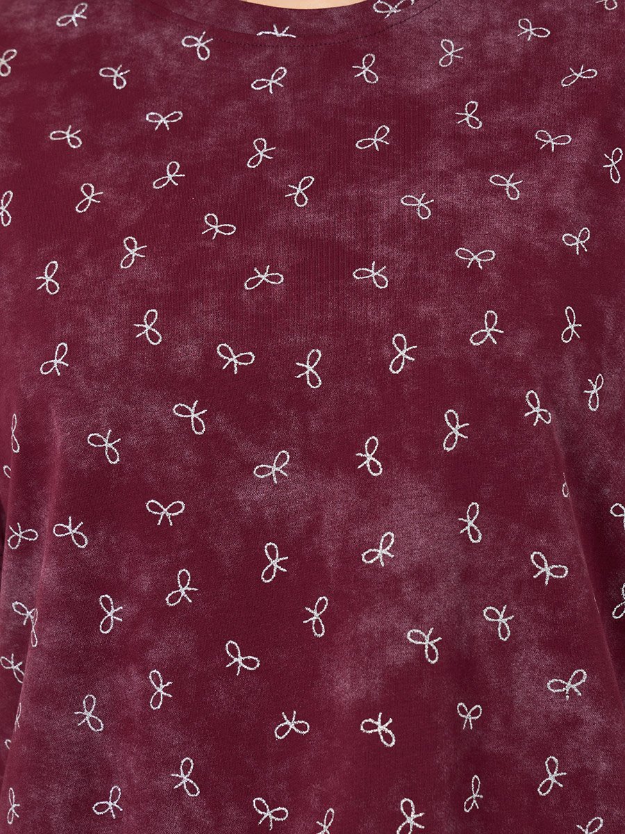Women Burgundy Bow Print Oversized T-Shirt