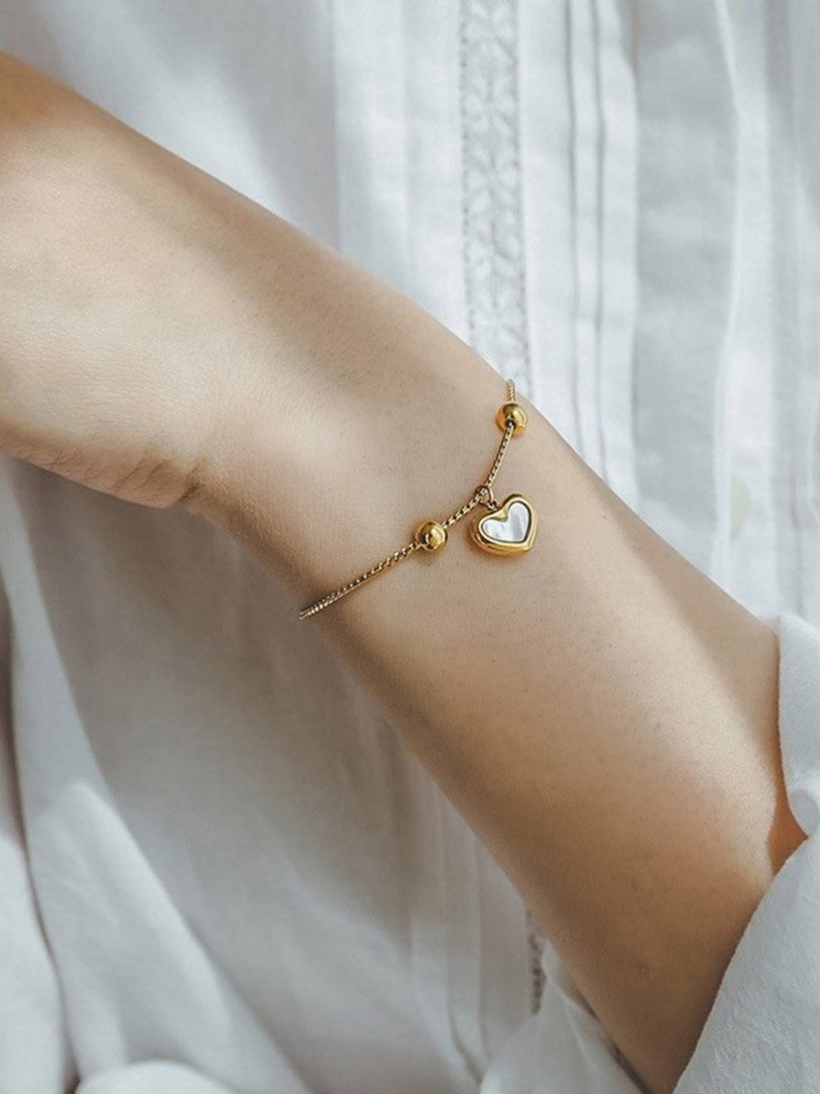 Contrast Love Heart Embellished Bracelet