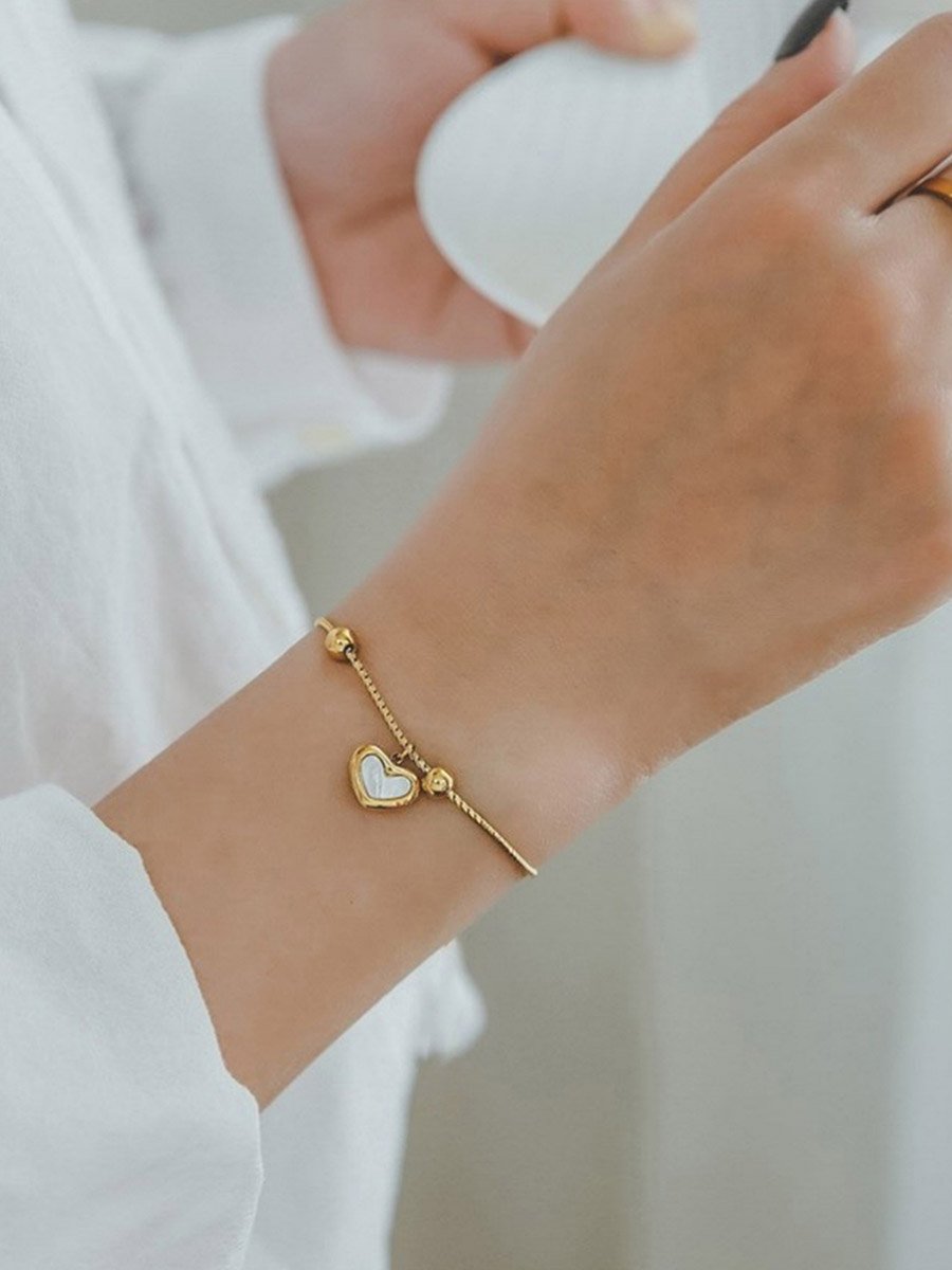 Contrast Love Heart Embellished Bracelet