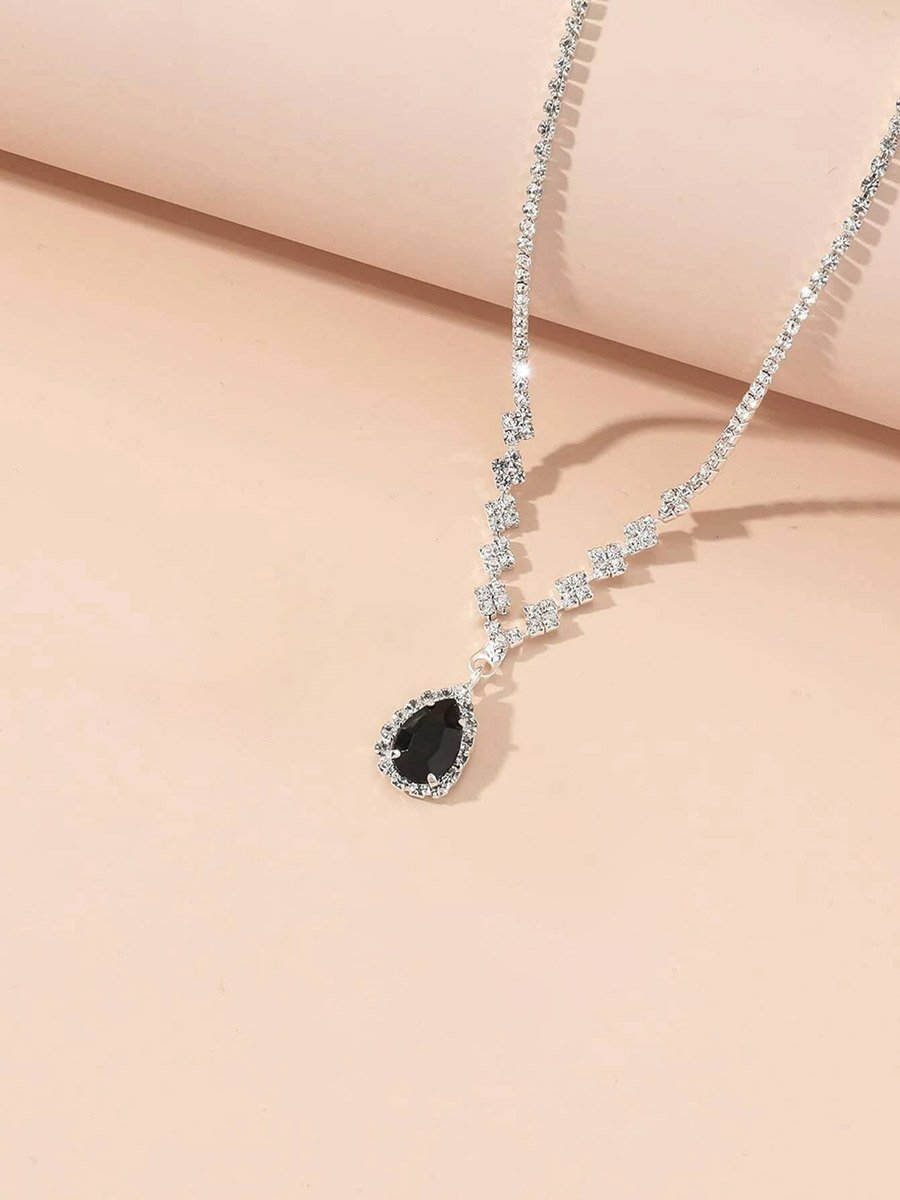 Contrast Embellished Necklace with Drop Pendant