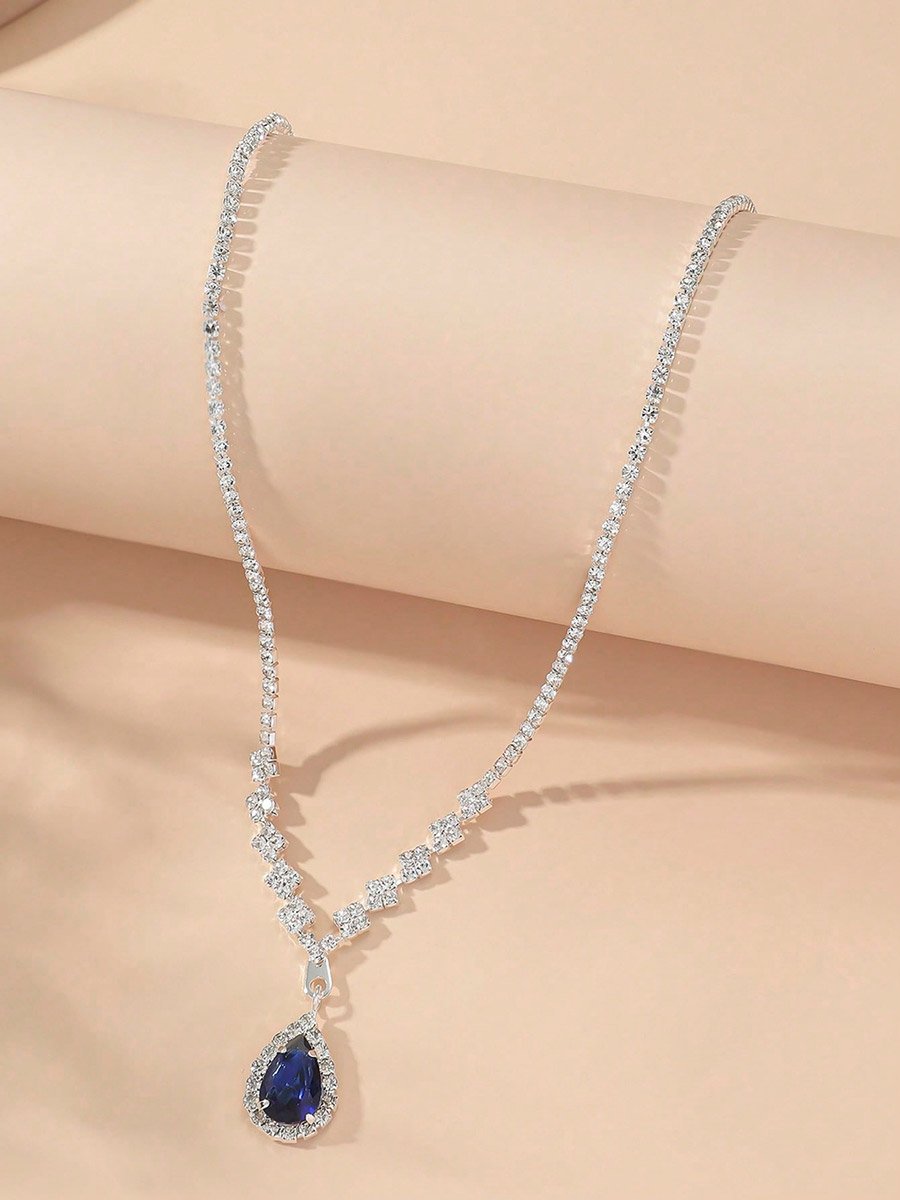 Contrast Embellished Necklace with Drop Pendant