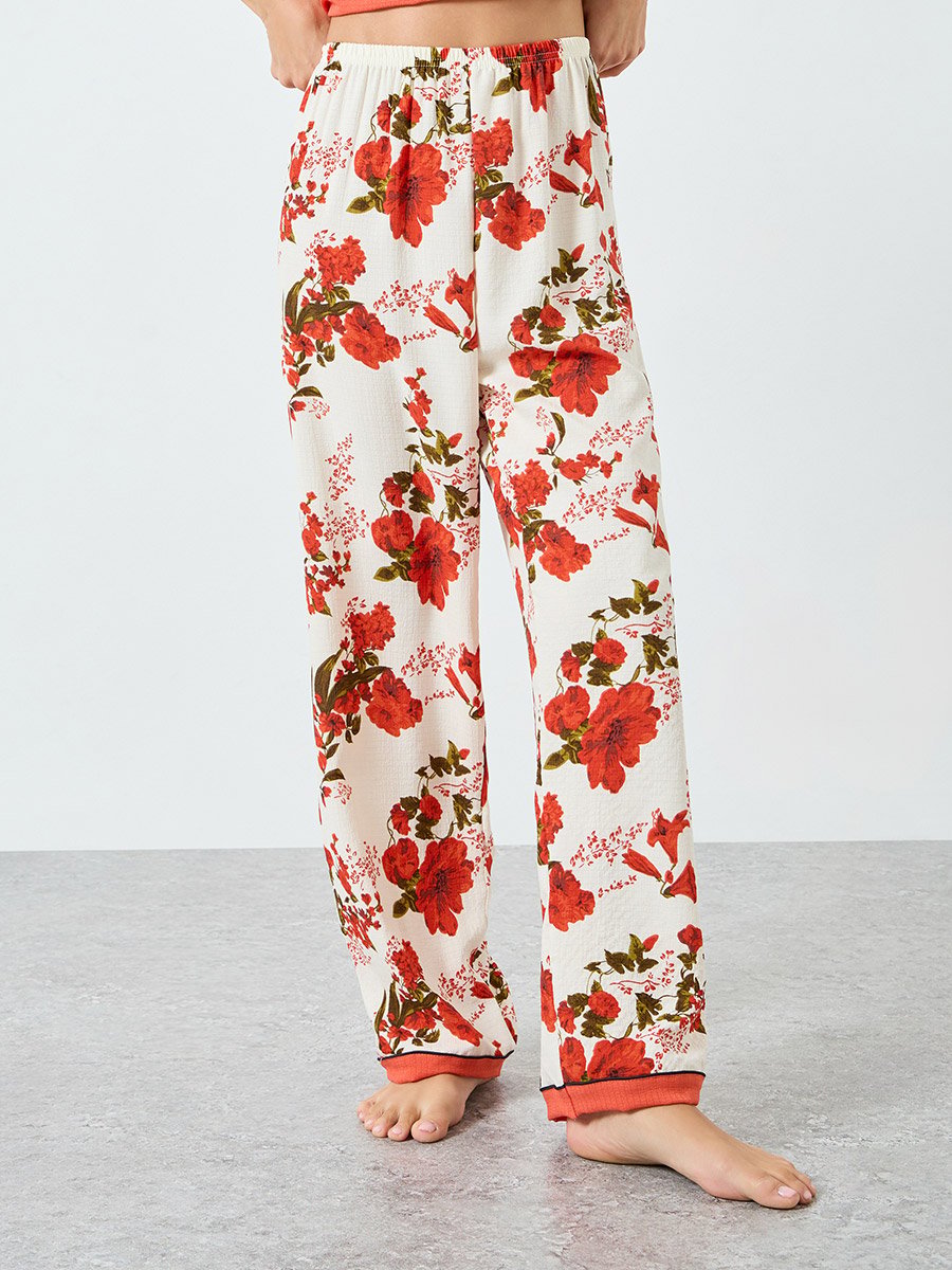 Women Solid Cami Top and Floral Printed Pyjama Set