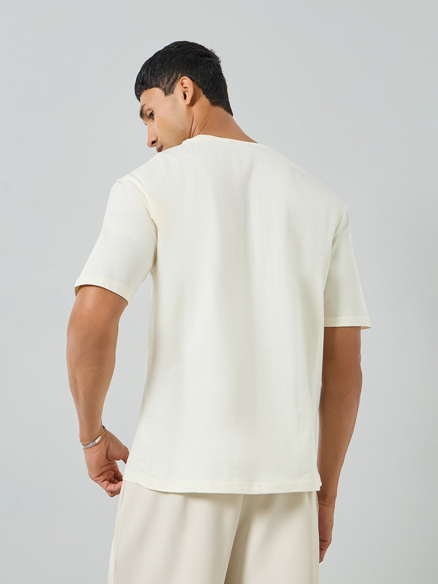 Men Off-White Graphic Print Oversized T-Shirt