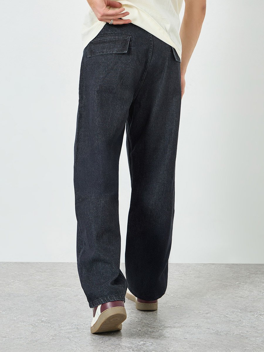 Men Clean Look Loose Fit Jeans with Stitch Detail