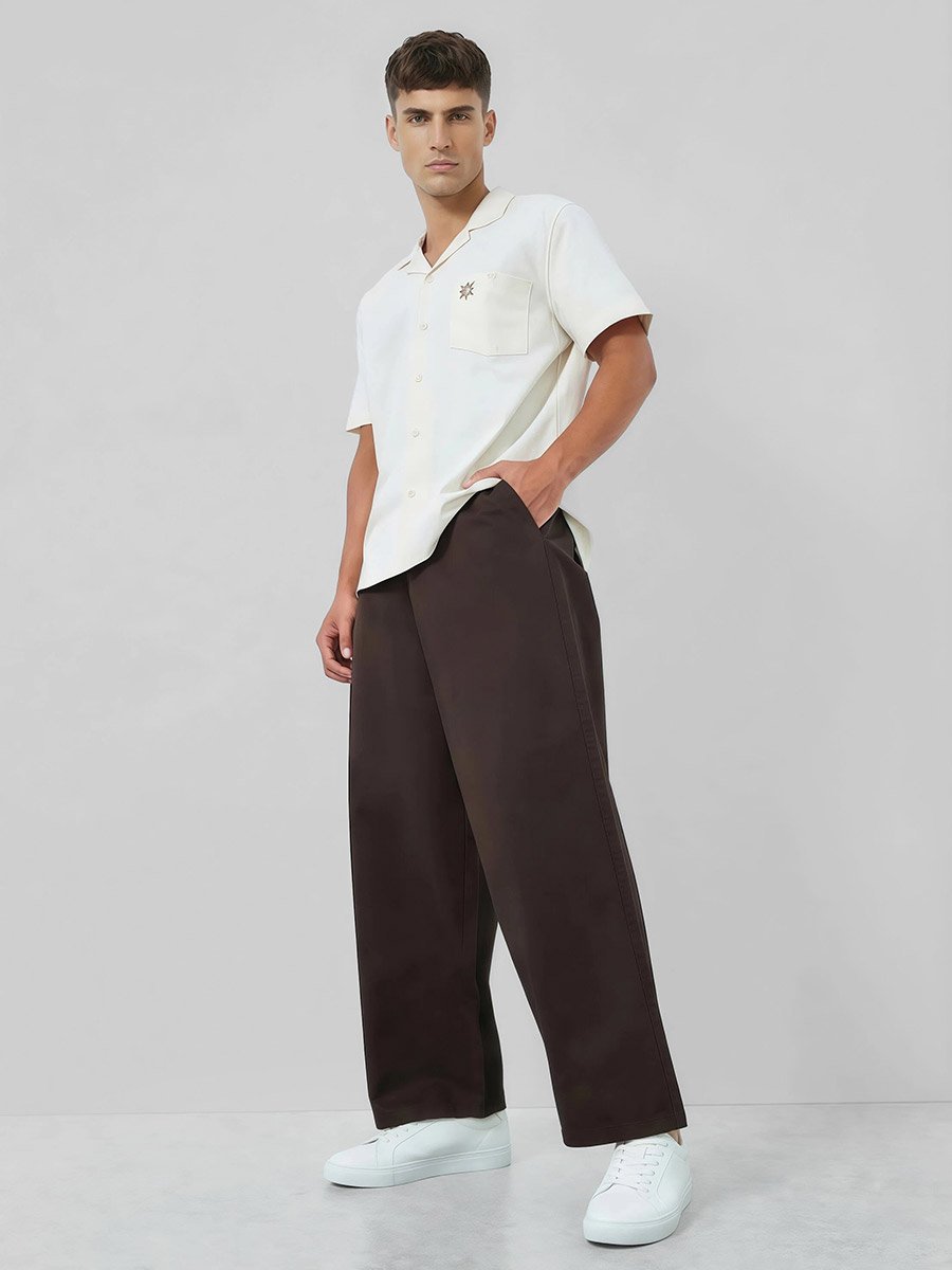 Men Brown Solid Baggy Pants with Key Loop