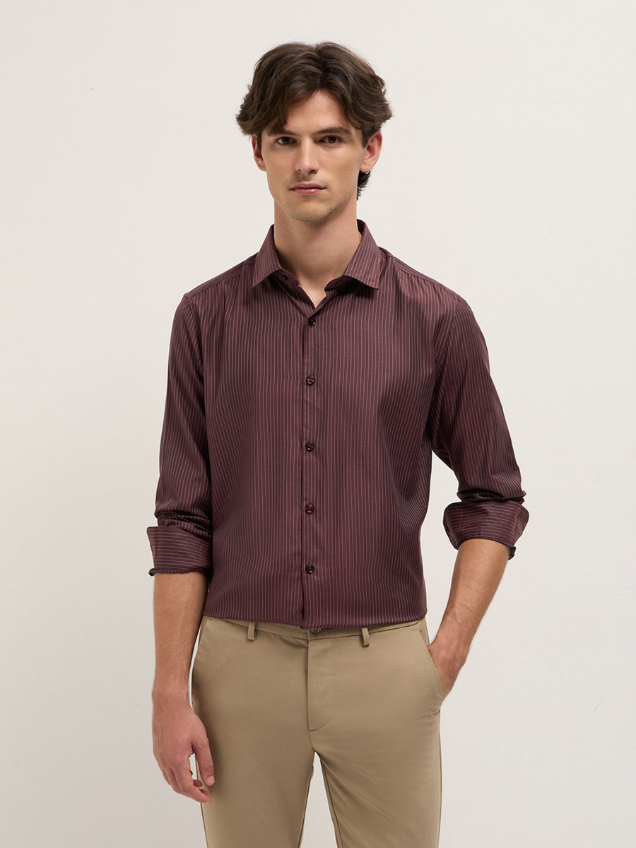 Men Cotton Blend Striped Tailored Fit Shirt
