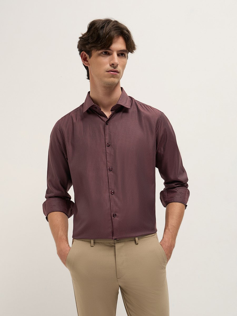 Men Cotton Blend Striped Tailored Fit Shirt