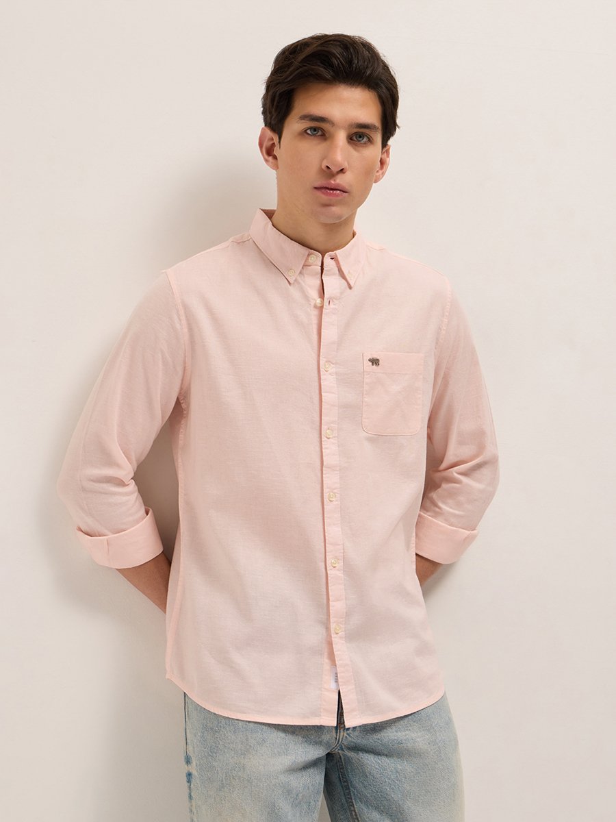 Men Solid Slim Fit Casual Shirt