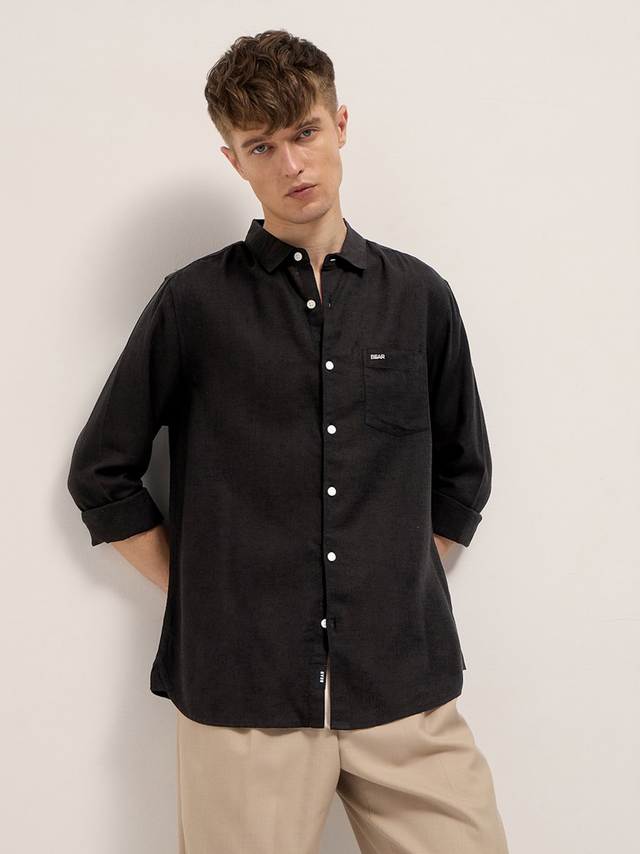Men Solid Slim Fit Casual Shirt