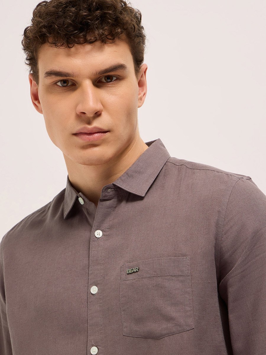 Men Solid Slim Fit Casual Shirt