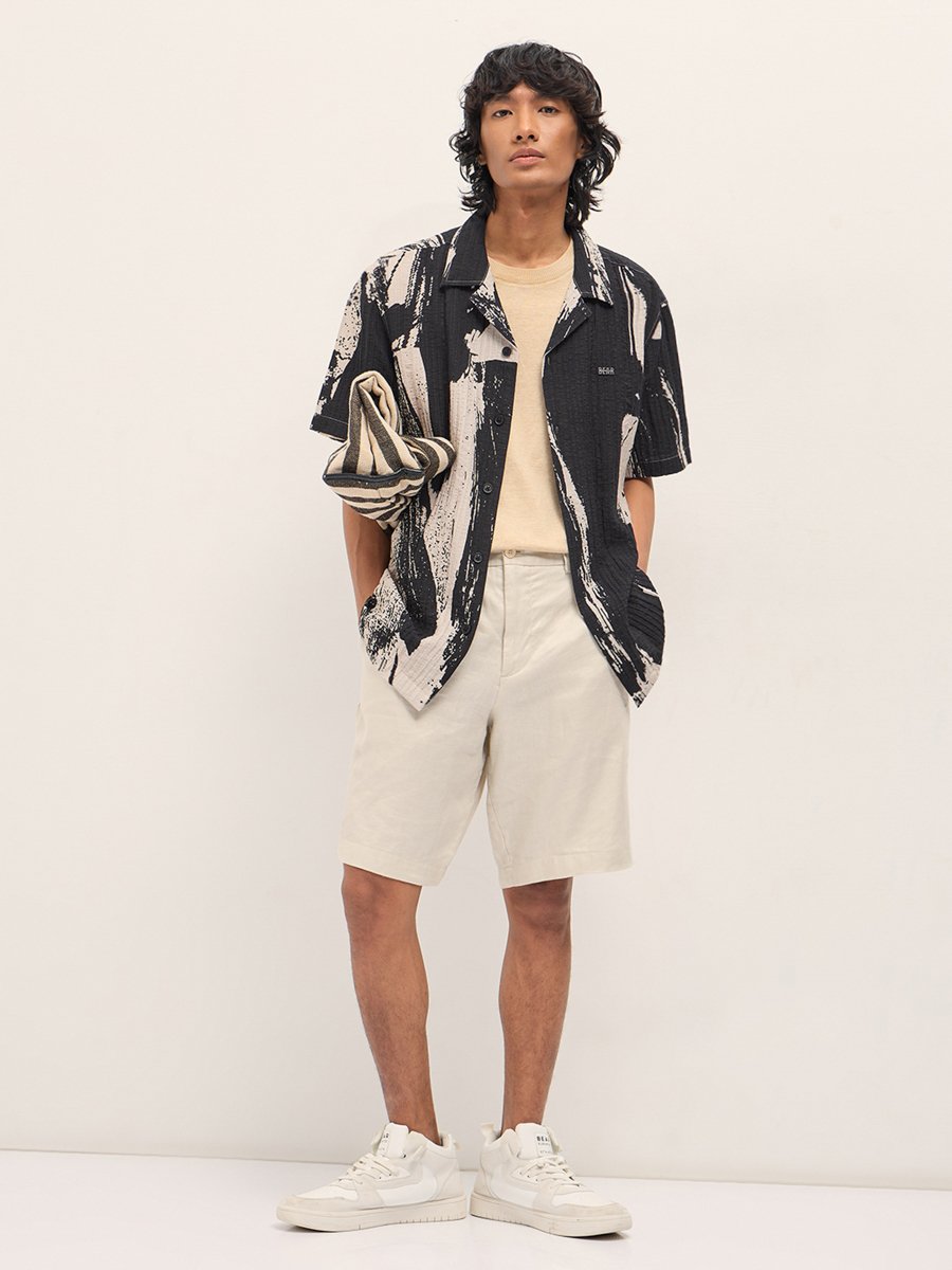 Men Printed Relaxed Fit Casual Shirt