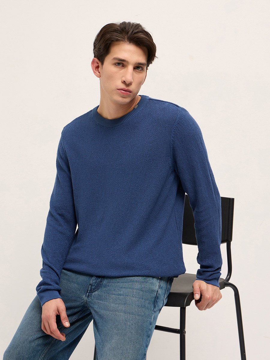 Men Pure Cotton Textured Flat Knit T-Shirt