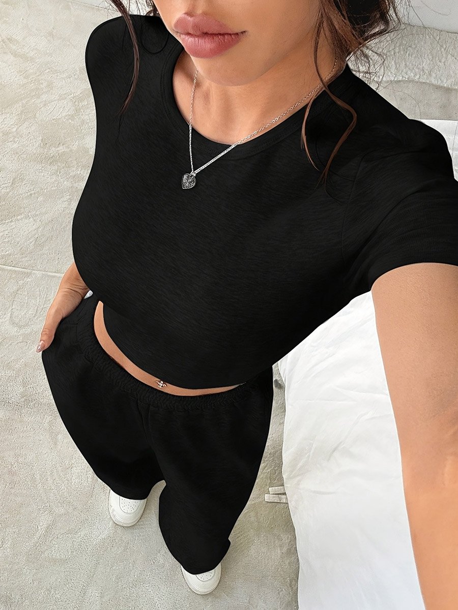 Women Black Fitted Waist T-Shirt and Pants Co-Ords