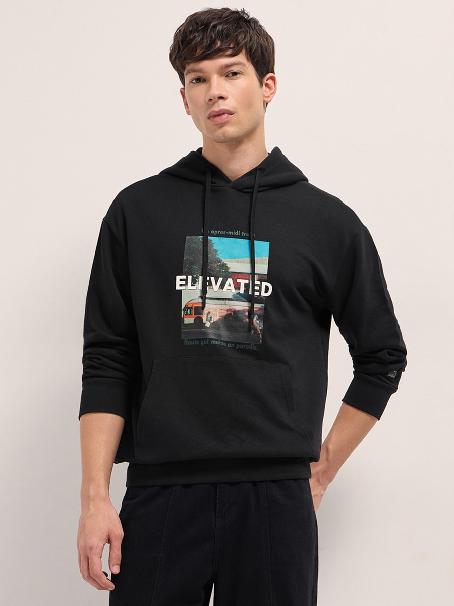 Men Relaxed Fit Graphic Print Hoodie