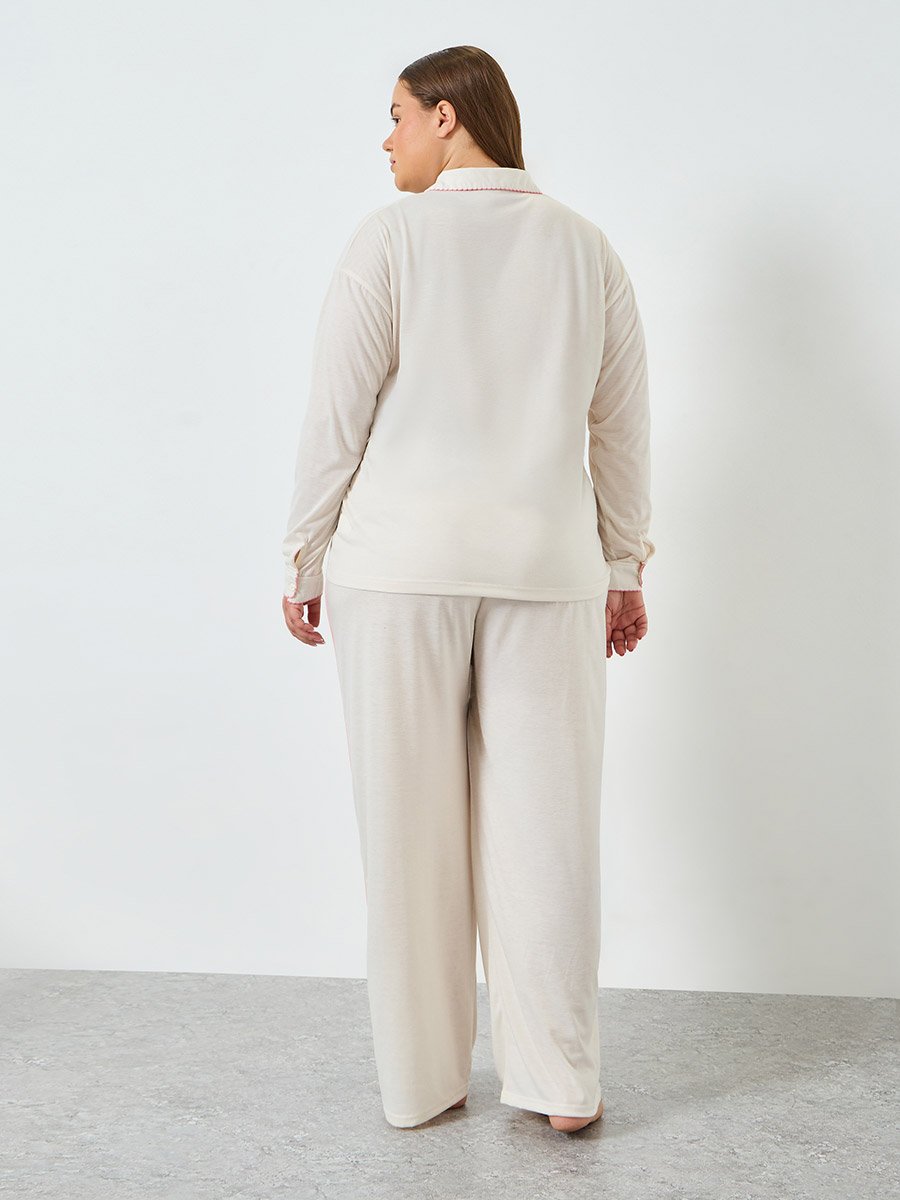 Plus Size Cream Heart Printed Shirt and Pyjama Set