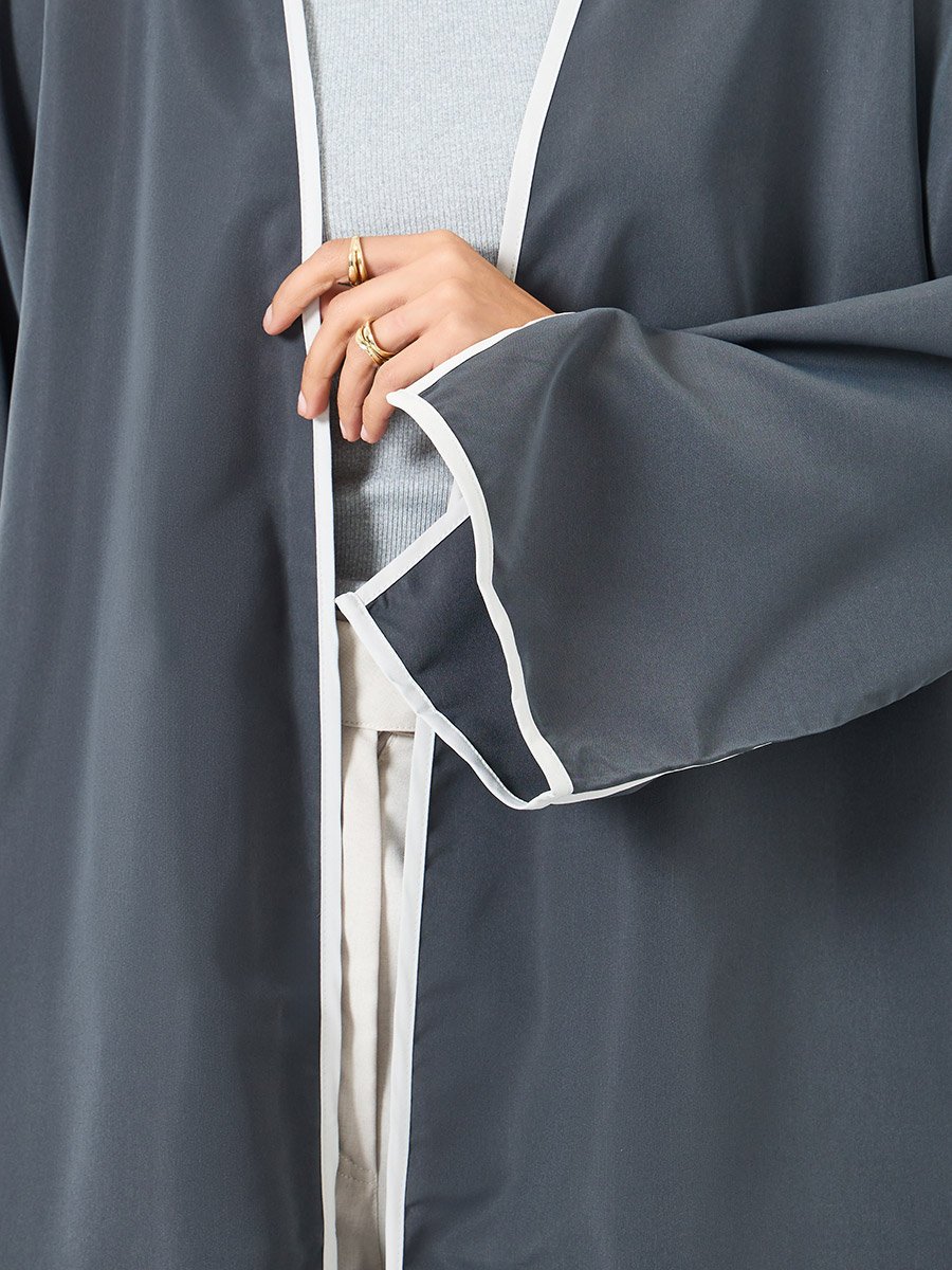 Women Grey Contrast Piping Slit Sleeve Abaya
