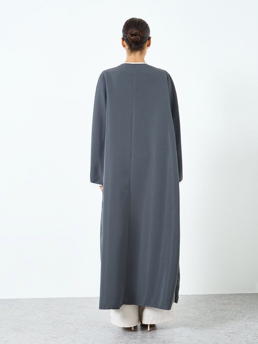 Women Grey Contrast Piping Slit Sleeve Abaya