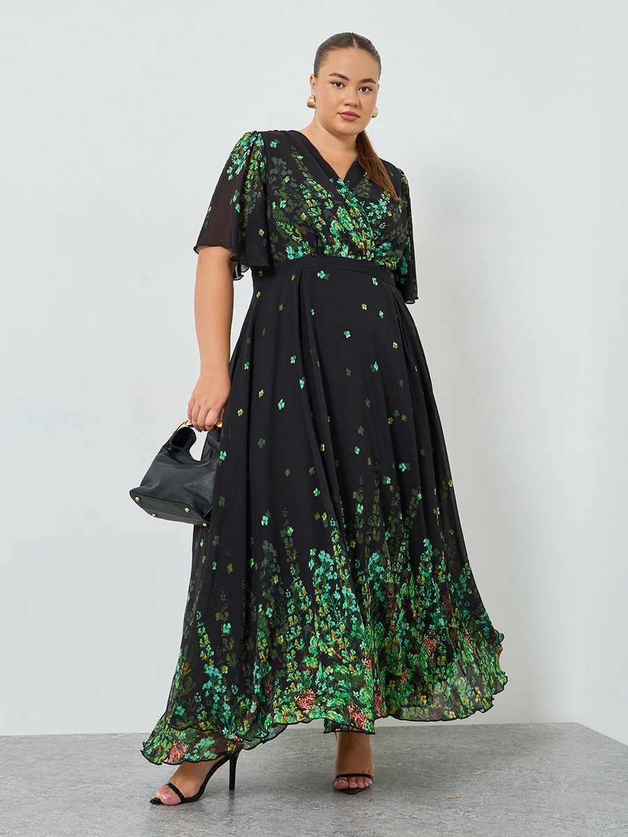 Plus Size Green Embellished Floral A-Line Maxi Dress For Women at Bahrain | Styli Plus Size Green Embellished Floral A-Line Maxi Dress For Women at Bahrain | Styli