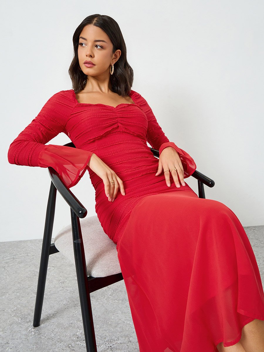 Red Textured Sweetheart Neck Midi Dress