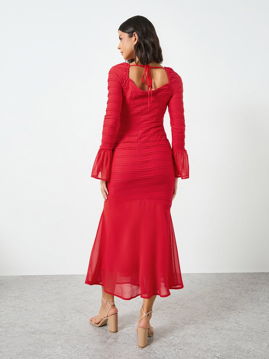 Red Textured Sweetheart Neck Midi Dress