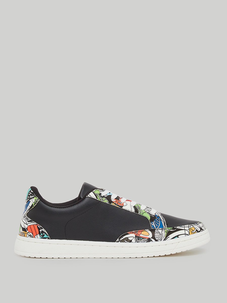 Men Black Graphic Print Sneakers