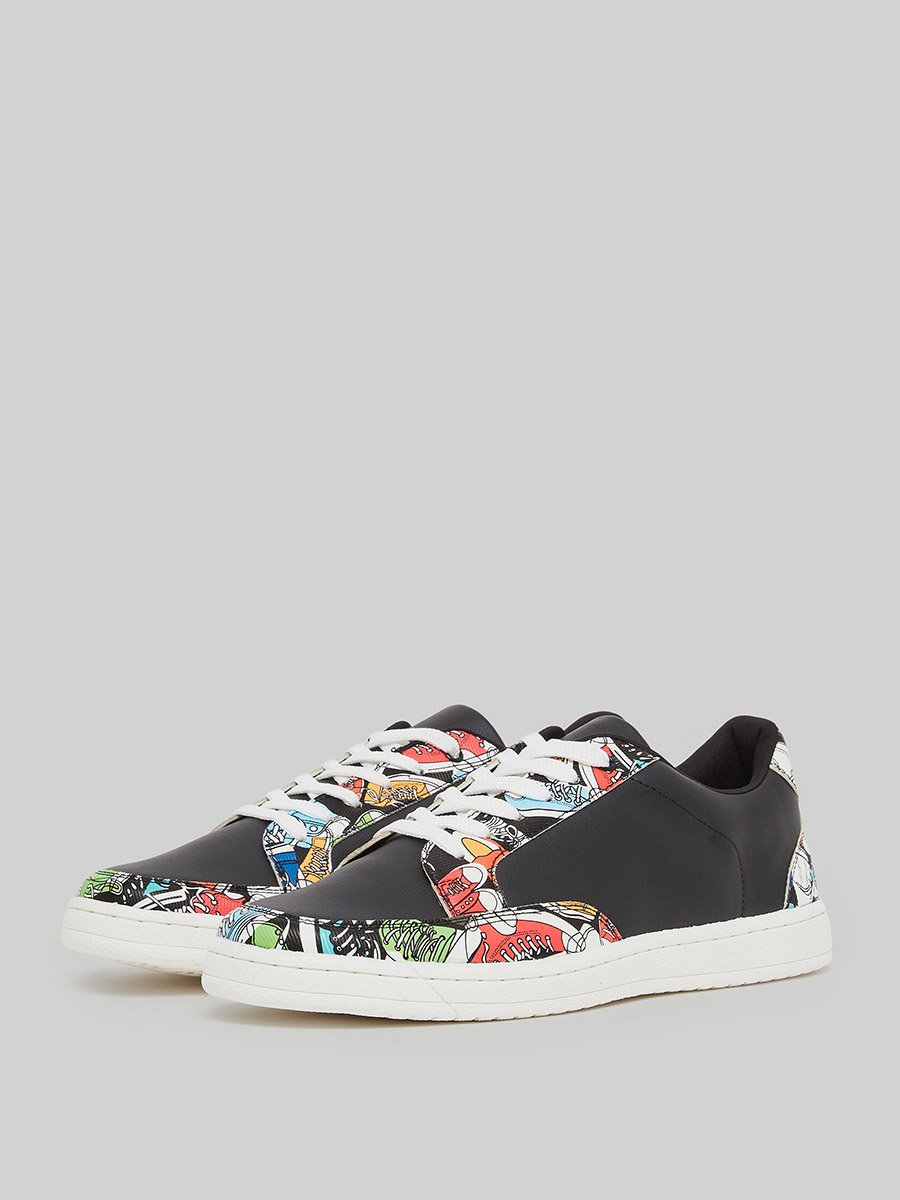 Men Black Graphic Print Sneakers