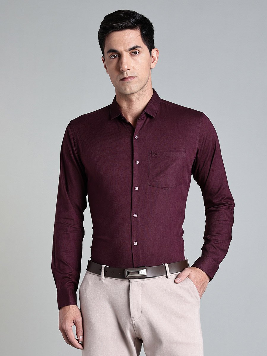 Men Solid Purple Formal Shirt