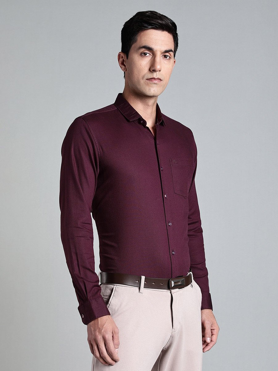 Men Solid Purple Formal Shirt