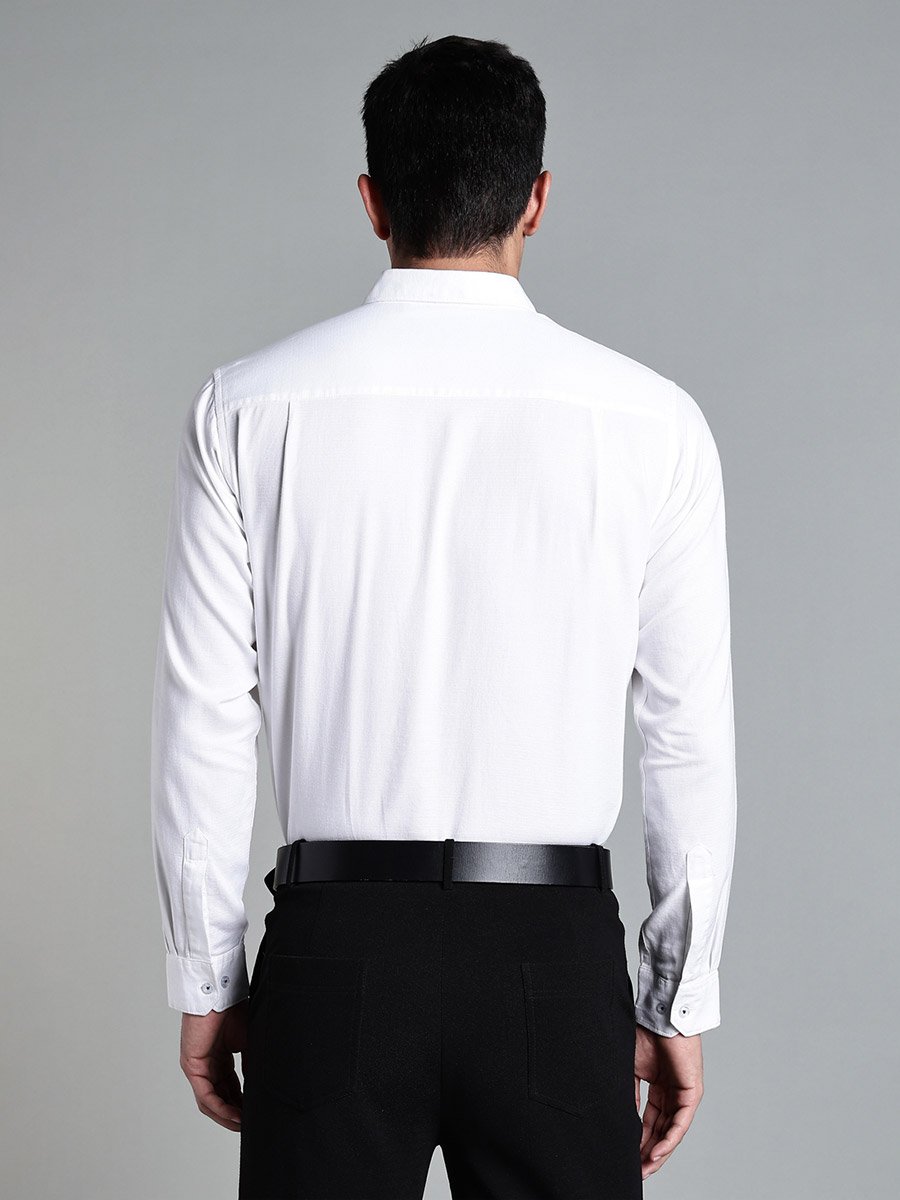 Men White Spread Collar Formal Shirt