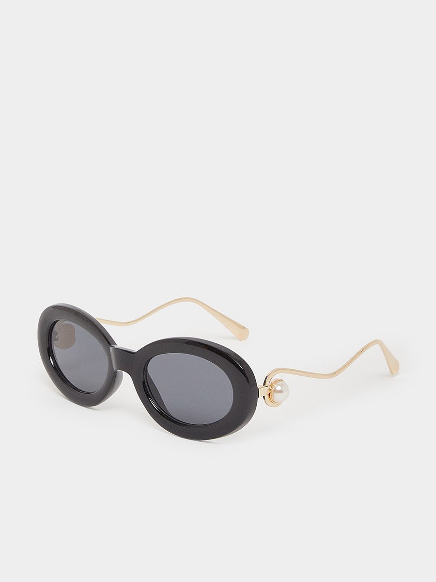 Black Oval Sunglasses with Pearl Detail
