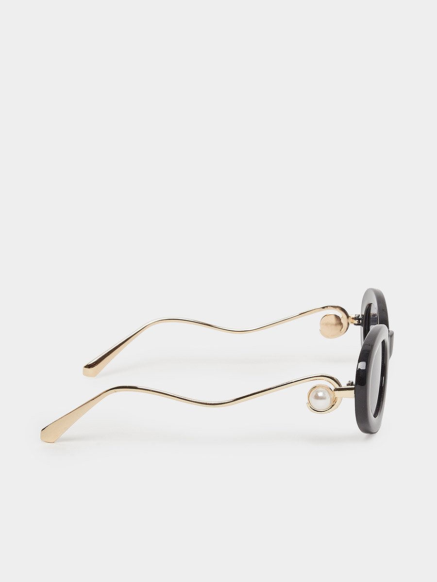 Black Oval Sunglasses with Pearl Detail