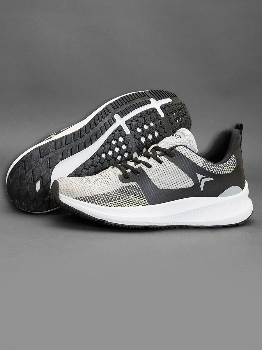 Men Logo Detail Running Shoes