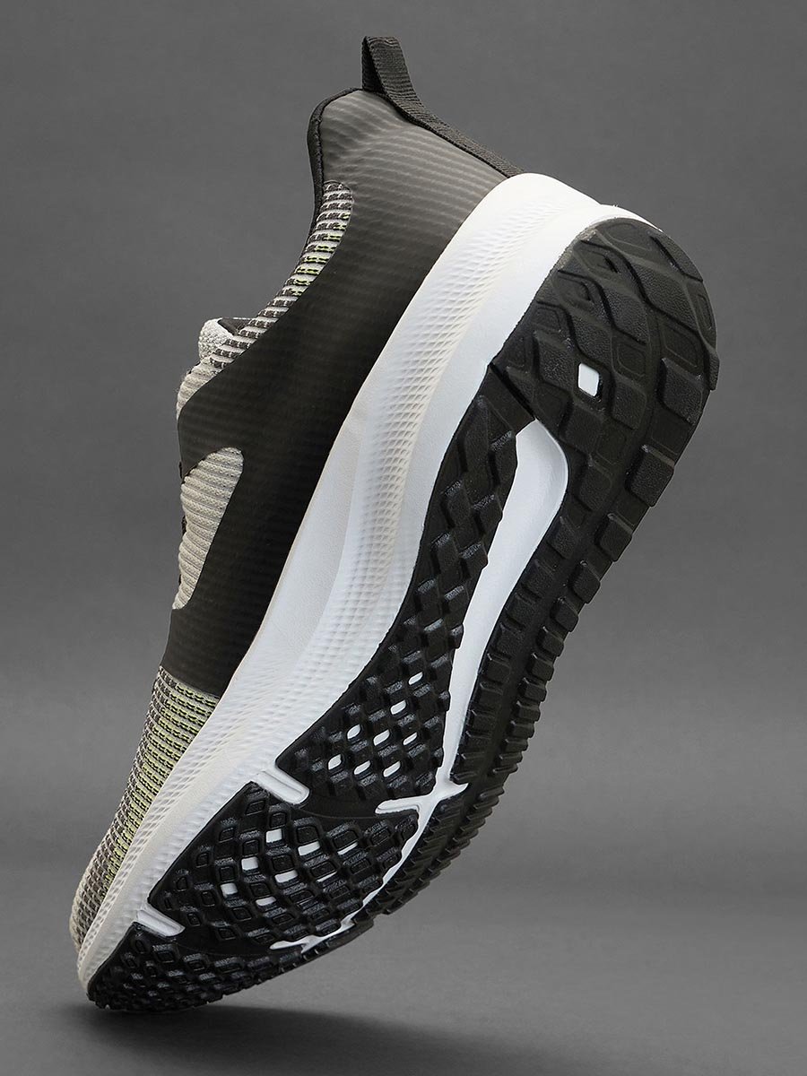 Men Logo Detail Running Shoes