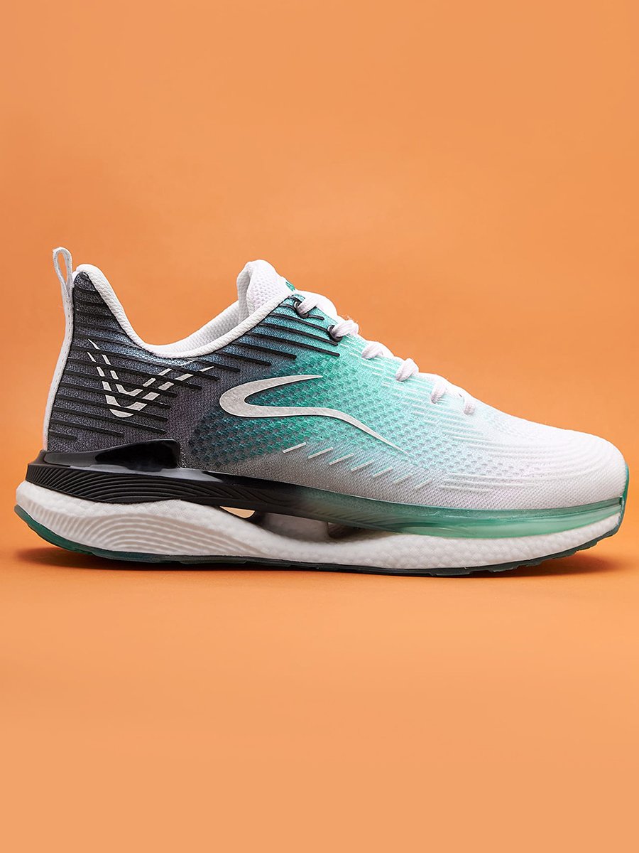 Men Bounce Max Sports Shoes