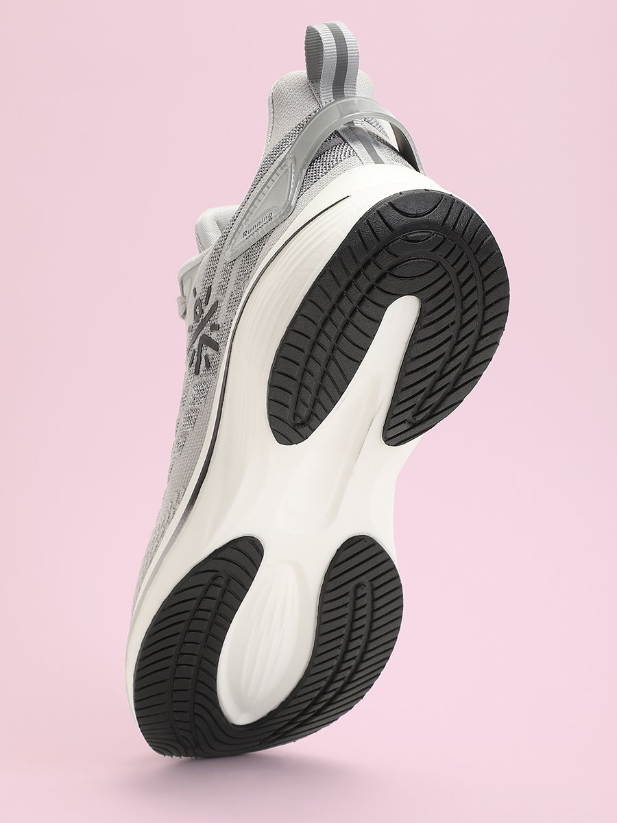 Men Logo Detail Running Shoes