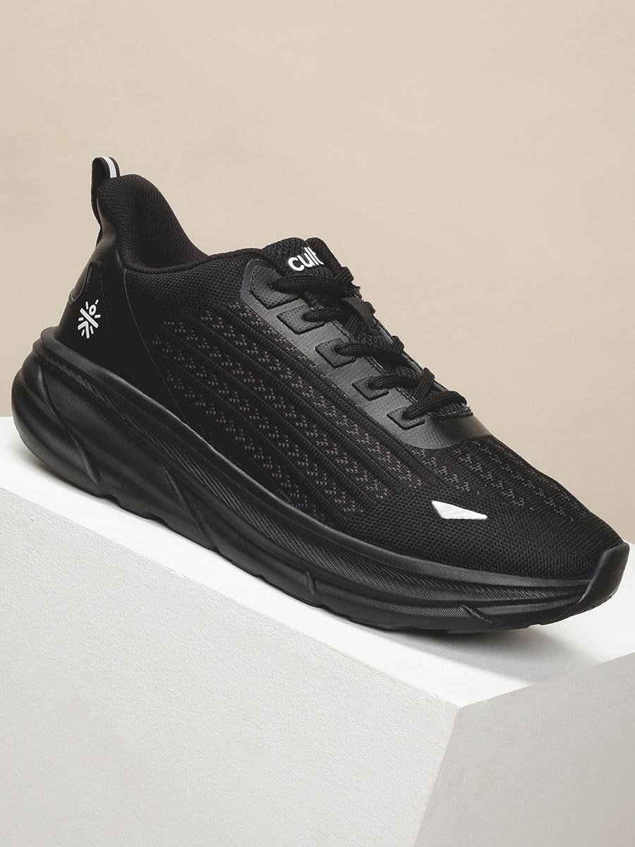 Men Raze Running Shoes