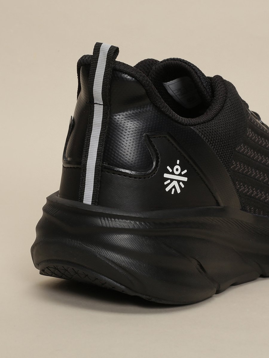 Men Raze Running Shoes